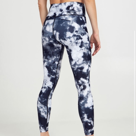 Soul Cycle tie-dye leggings - Picture 2 of 3